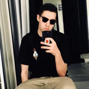 Meet your Posher, Scott